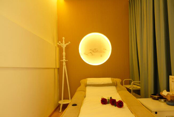 上海黄浦区日式指压的寂静美学：在按压中听见雪落的声音